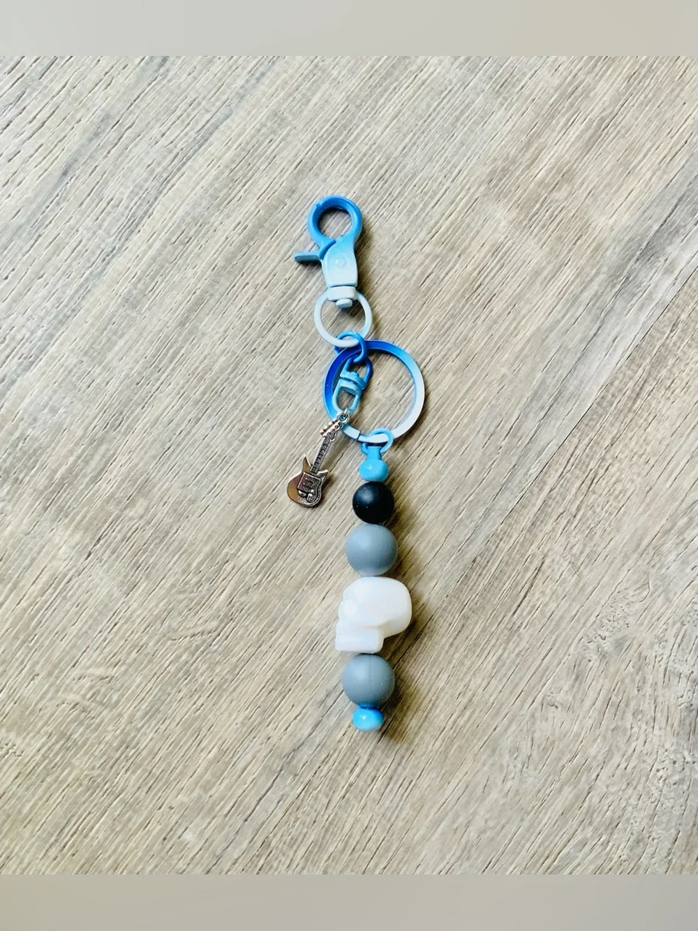 NEW📚 Homemade Crafted Beaded Skull Bag Charm w/ Guitar Charm OS